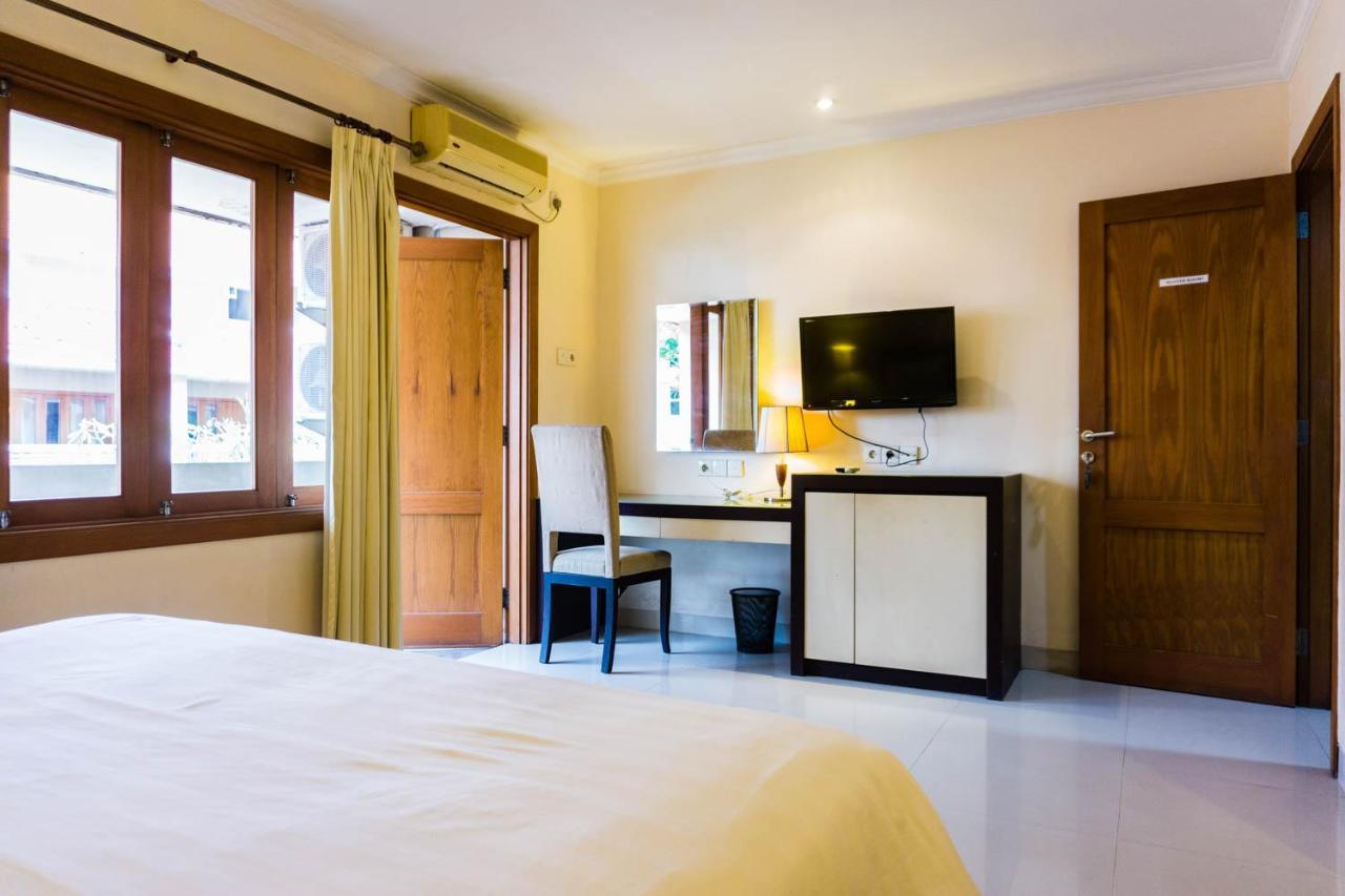 Country Heritage Hotel Surabaya Luaran gambar