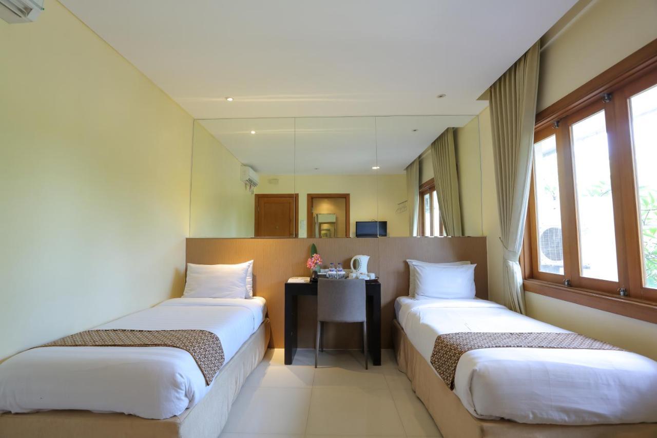 Country Heritage Hotel Surabaya Luaran gambar
