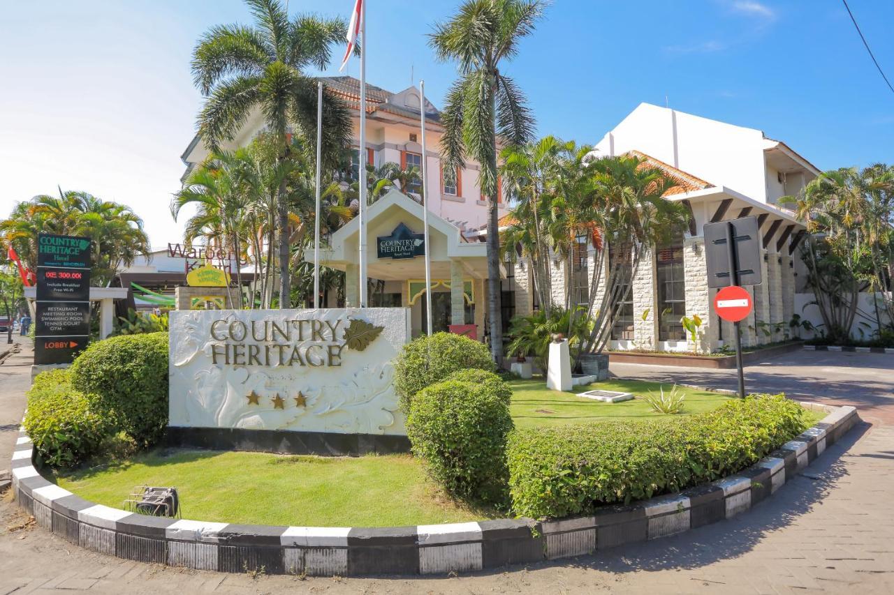 Country Heritage Hotel Surabaya Luaran gambar