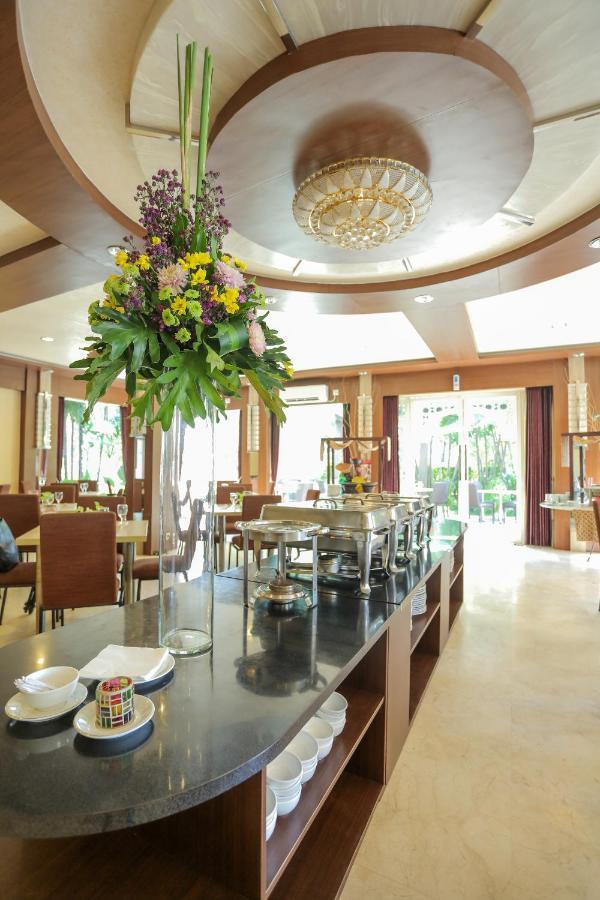 Country Heritage Hotel Surabaya Luaran gambar