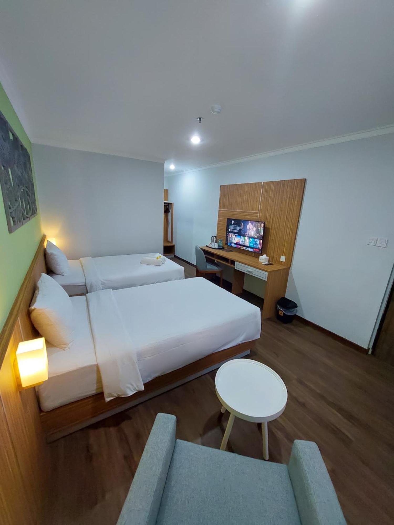 Country Heritage Hotel Surabaya Luaran gambar